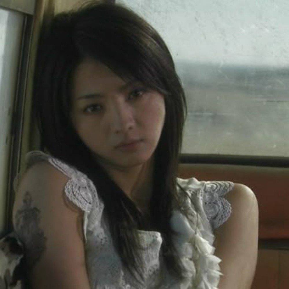 Meet your Posher, Elise